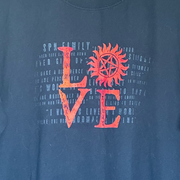 Are you a member of the Supernatural family? Then you need this custom tee ♥️ - Picture 4 of 5